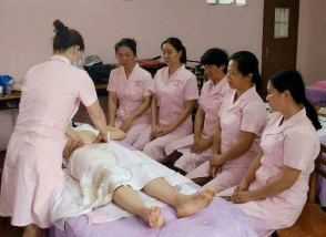 專業(yè)守護，無痛呵護 高級催乳師引領產后乳房健康管理新體驗